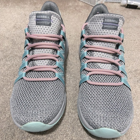 Women’s Merrell hiking shoe - Picture 1 of 6